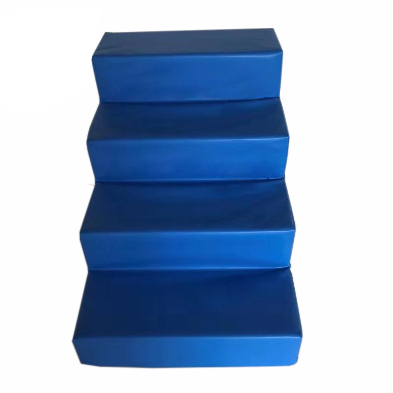 Стълба с четири стъпала