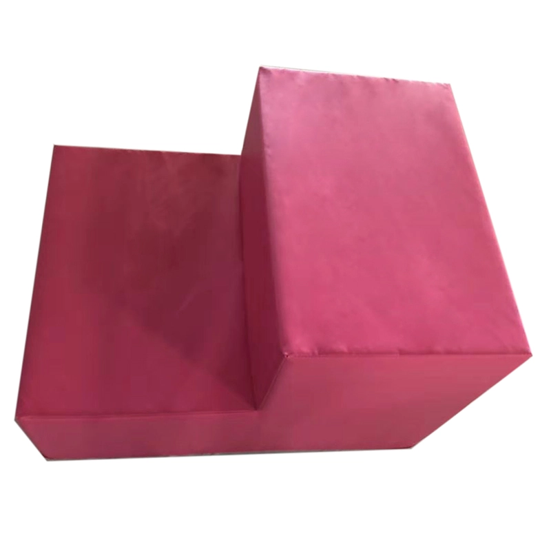 Стълба с две стъпала